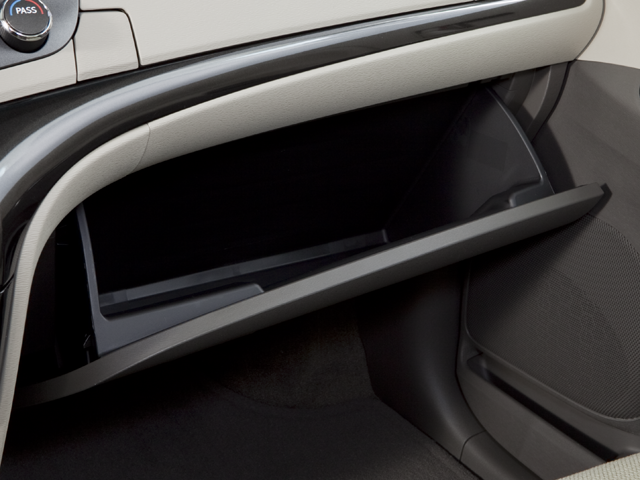 2013 Toyota Sienna LE 8 Passenger