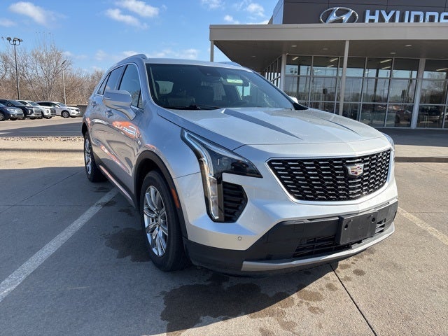 2021 Cadillac XT4 Premium Luxury