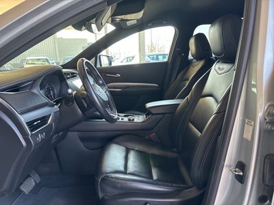 2021 Cadillac XT4 Premium Luxury