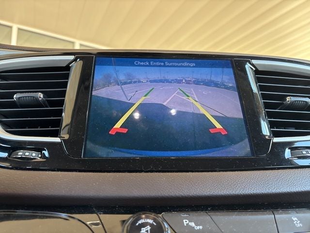 2017 Chrysler Pacifica Touring L