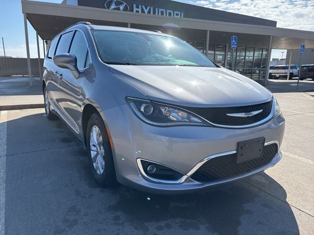 2017 Chrysler Pacifica Touring L