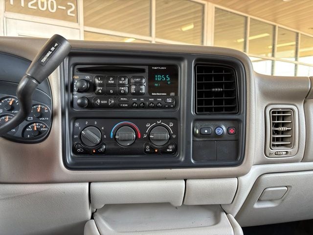 2001 Chevrolet Suburban 1500 LS