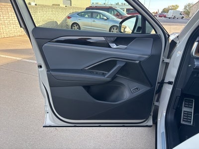 2025 Volkswagen Tiguan 2.0T SEL R-Line