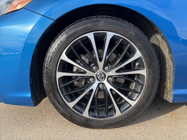 2018 Toyota Camry Hybrid SE