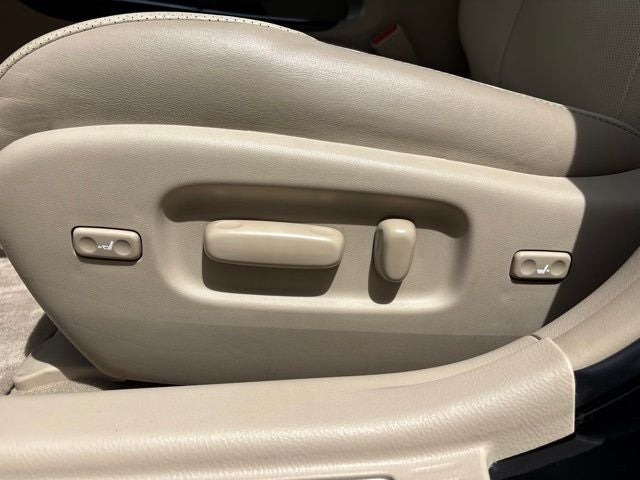 2012 Toyota Avalon Limited