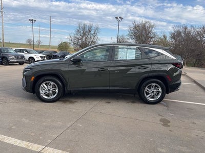 2026 Hyundai TUCSON SE