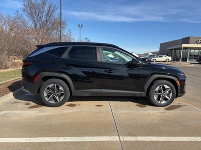 2025 Hyundai TUCSON SEL