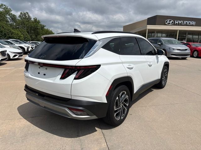 2025 Hyundai Tucson Limited - Photo 17
