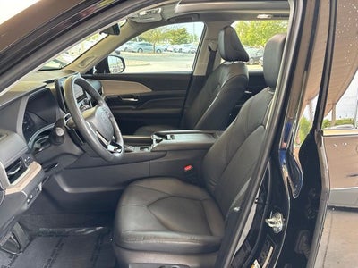 2025 Toyota Grand Highlander Platinum