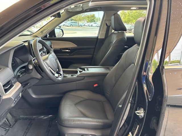 2025 Toyota Grand Highlander Platinum