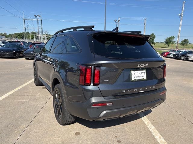 2022 Kia Sorento X-Line S - Photo 14