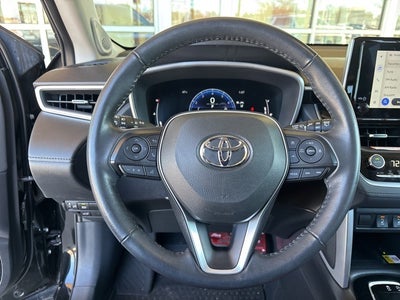 2023 Toyota Corolla Cross XLE