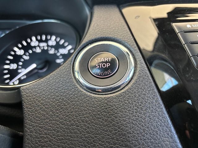 2019 Nissan Rogue SV - Photo 20