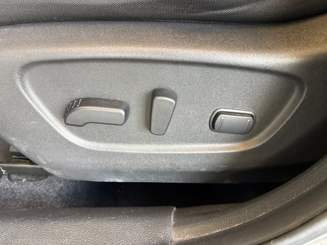 2019 Nissan Rogue SV - Photo 21