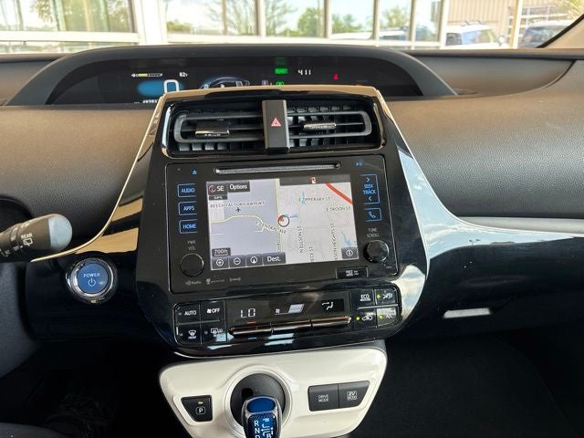 2017 Toyota Prius Three - Photo 11
