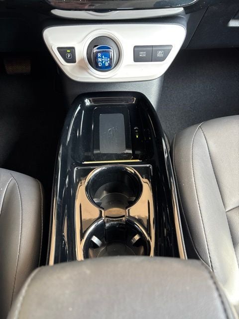 2017 Toyota Prius Three - Photo 14