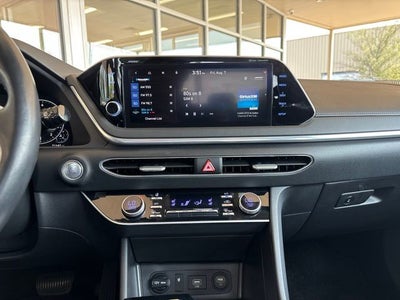 2022 Hyundai SONATA Limited