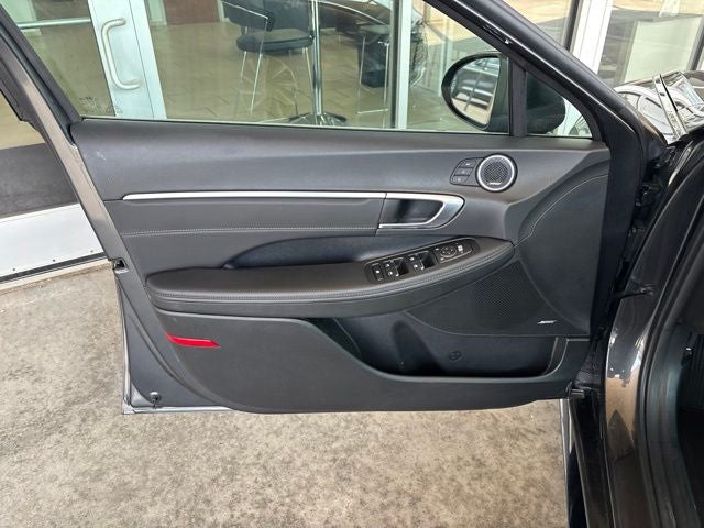 2022 Hyundai SONATA Limited