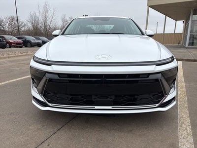 2025 Hyundai SONATA HYBRID SEL