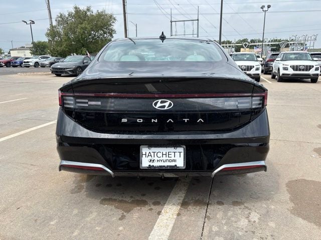 2025 Hyundai Sonata SEL - Photo 12