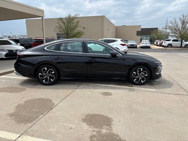 2025 Hyundai Sonata SEL - Photo 15