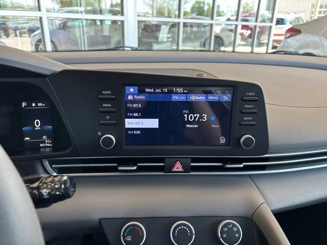 2023 Hyundai ELANTRA SE