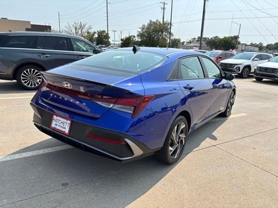 2025 Hyundai ELANTRA SEL Sport