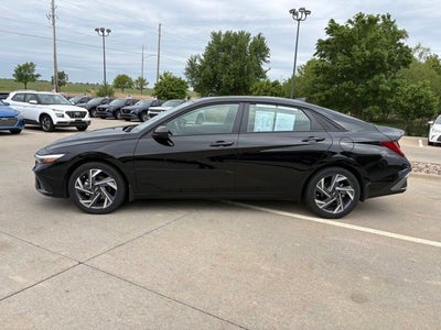 2025 Hyundai ELANTRA HYBRID SEL Sport