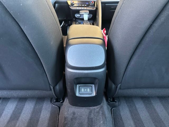 2025 Hyundai Elantra Blue - Photo 19