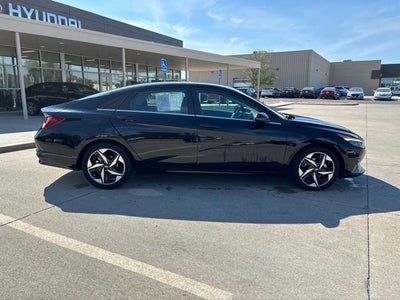 2023 Hyundai ELANTRA HYBRID Limited