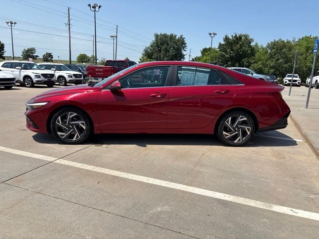 2025 Hyundai ELANTRA Limited