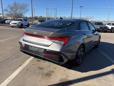 2025 Hyundai ELANTRA SEL Convenience