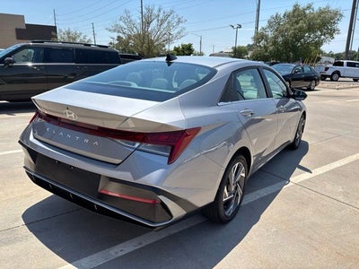2025 Hyundai ELANTRA SEL Convenience