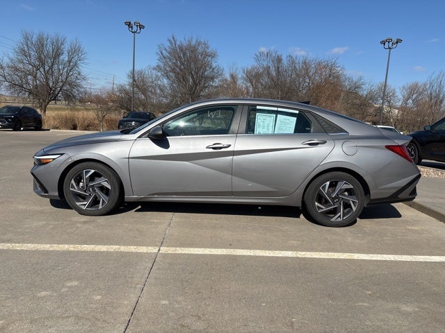 2025 Hyundai ELANTRA SEL Convenience