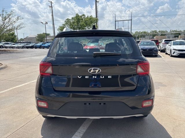 2020 Hyundai VENUE SEL