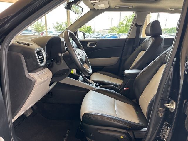 2020 Hyundai VENUE SEL