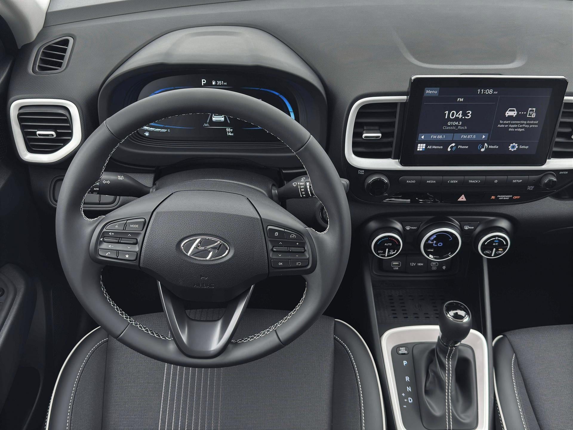 2026 Hyundai VENUE SEL W/Two-Tone Roof