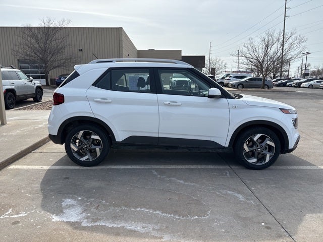 2025 Hyundai VENUE SEL