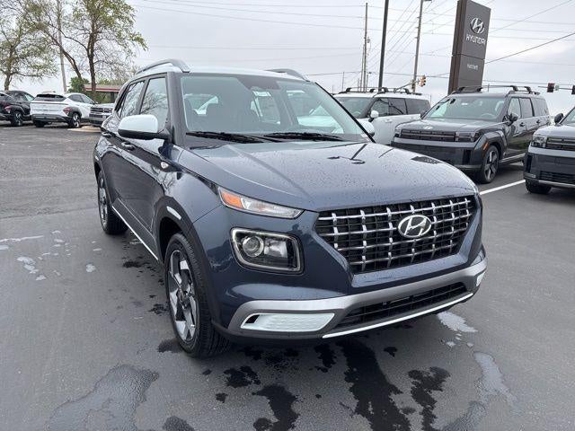 2026 Hyundai VENUE SEL W/Two-Tone Roof