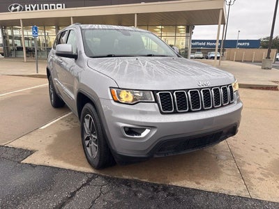 2019 Jeep Grand Cherokee Laredo E