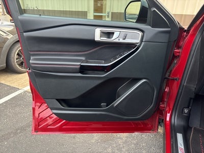 2024 Ford Explorer ST-Line
