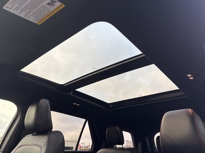 2024 Ford Explorer ST-Line