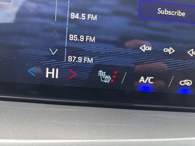 2025 Chevrolet Traverse LT 2LT