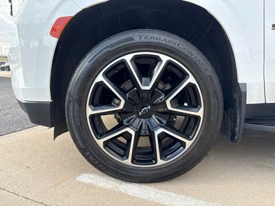 2023 Chevrolet Suburban RST