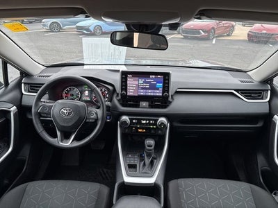 2022 Toyota RAV4 XLE