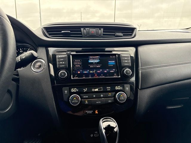 2020 Nissan Rogue SL