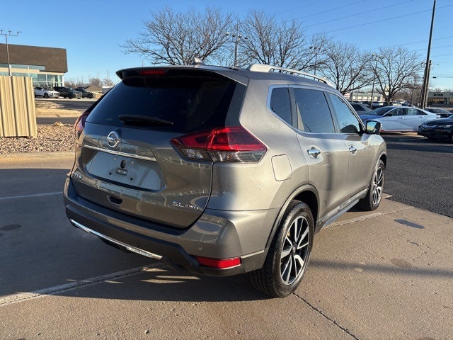 2020 Nissan Rogue SL