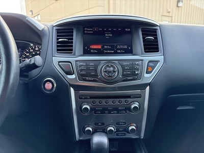 2020 Nissan Pathfinder SL