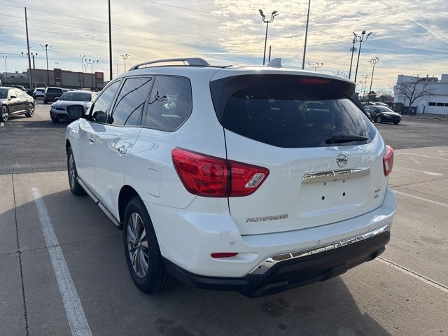 2020 Nissan Pathfinder SL