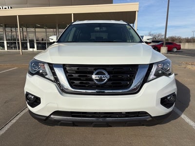 2020 Nissan Pathfinder SL